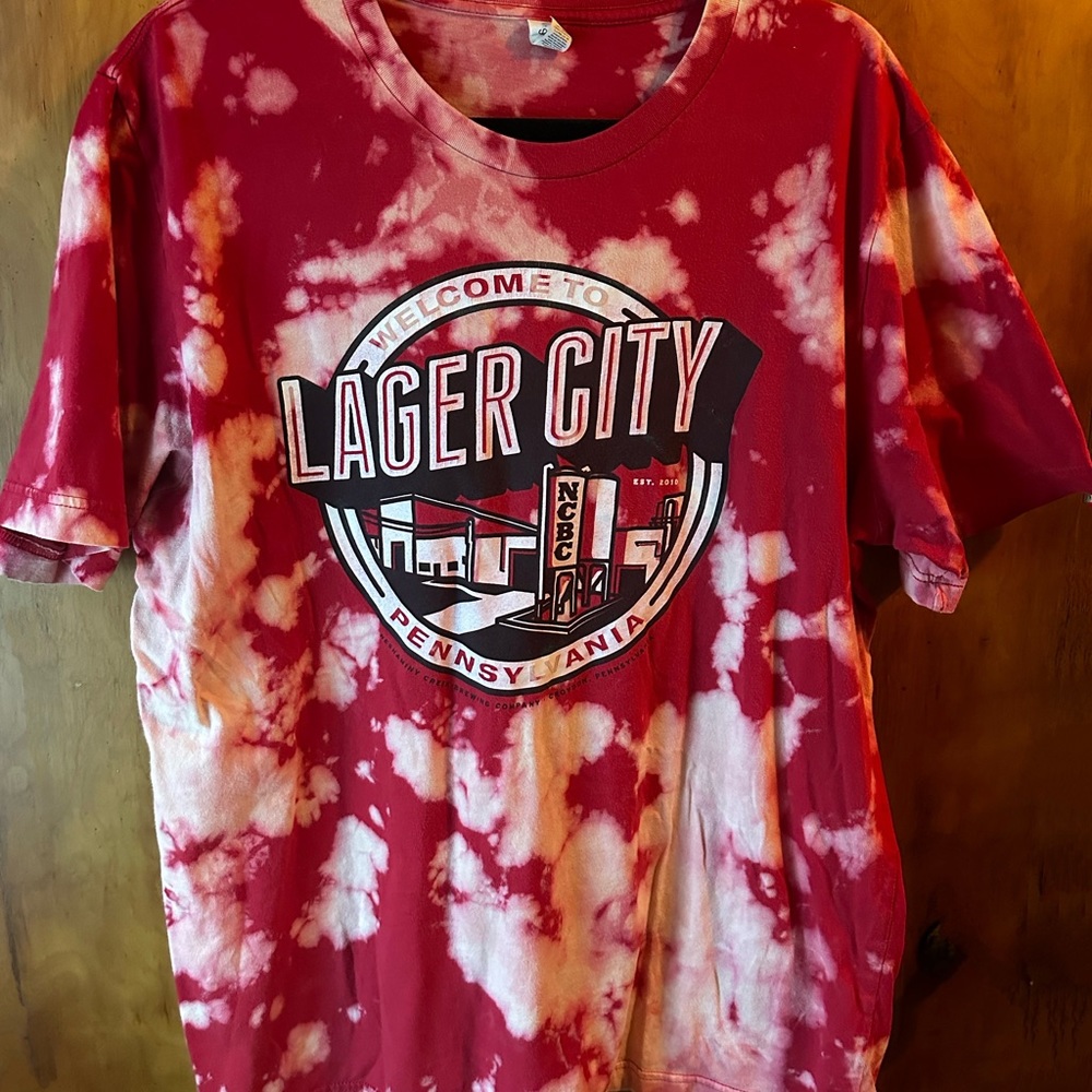 Neshaminy Creek Brewing Company Lager City Reverse Dyed T-shirt XL